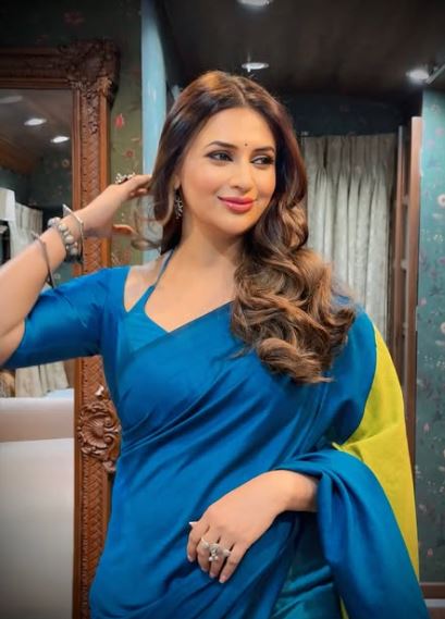 Divyanka Tripathi Biography