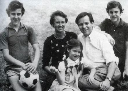 Tom Kean Jr Biography