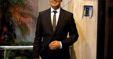 alex bueno Biography