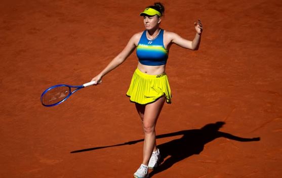 Linda Nosková Biography