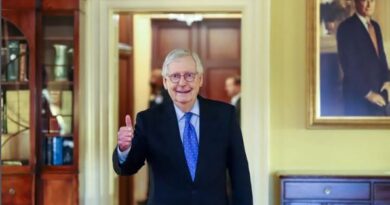 Mitch McConnell Biography