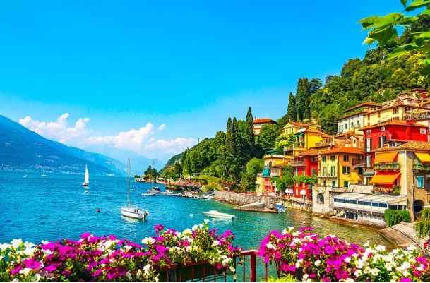 Top 10 countries to visit in the world.