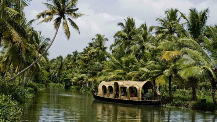 Top 10 places to visit in India