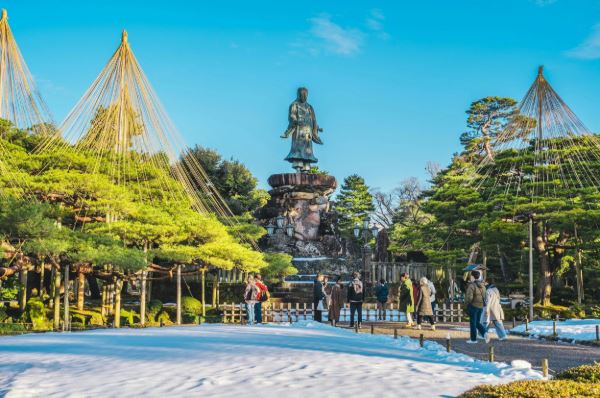 Top 10 places to visit in Japan