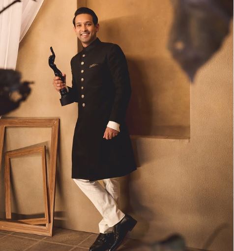 Vikrant Massey Biography
