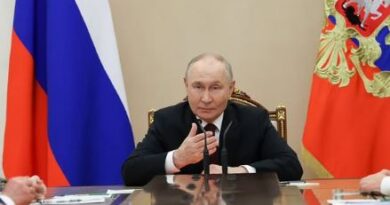 Vladimir Putin Biography