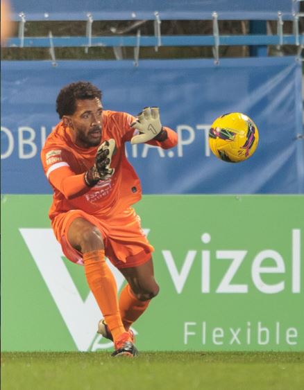 Vozinha Biography