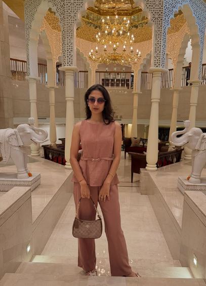 Avantika bhatt Biography
