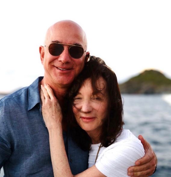 Jeff Bezos Biography