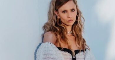 Juno Temple Biography