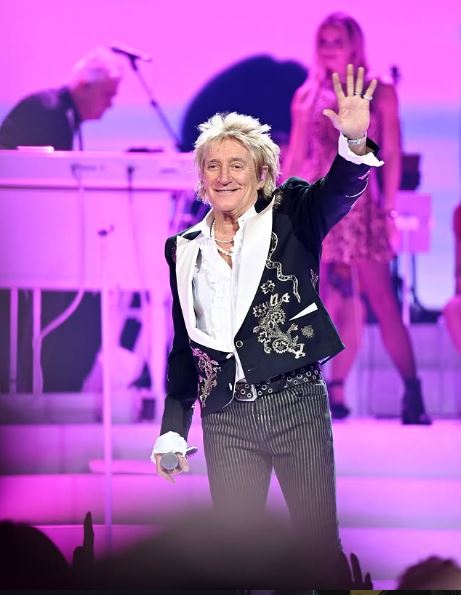 Rod Stewart Biography