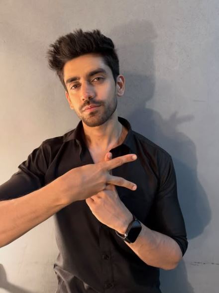Avinash Mishra Biography