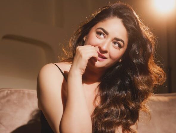 Mahhi Vij Biography