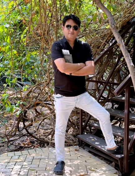 Piyush Kalra Biography